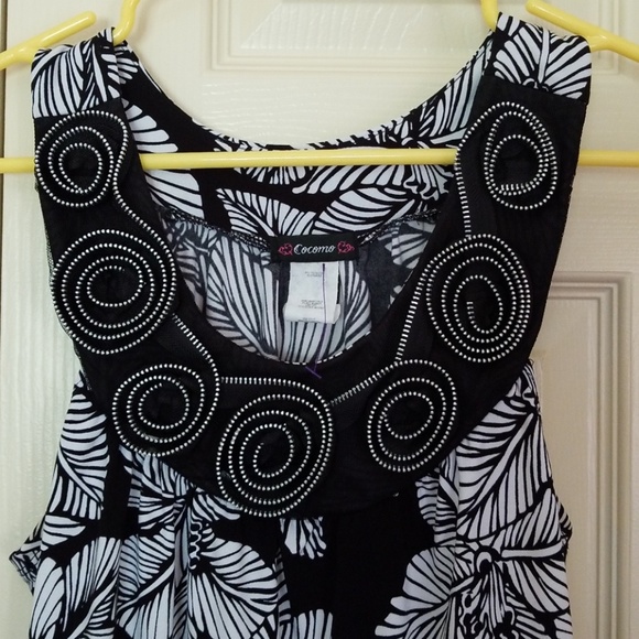 Cute zippered top - Picture 2 of 3